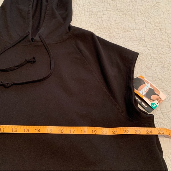 NWT. Avia Black Cropped Hoodie - XL 16-18 - Picture 5 of 12